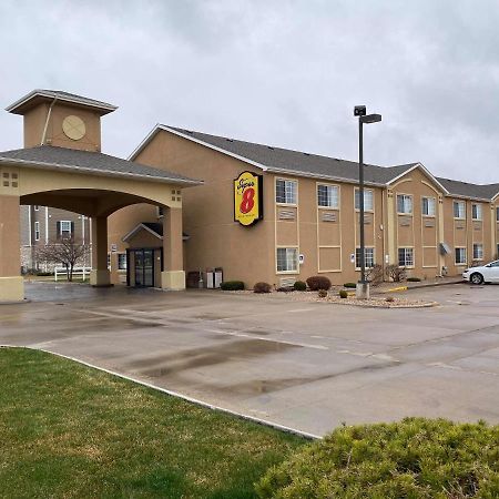 Super 8 By Wyndham Great Bend Hotell Exteriör bild